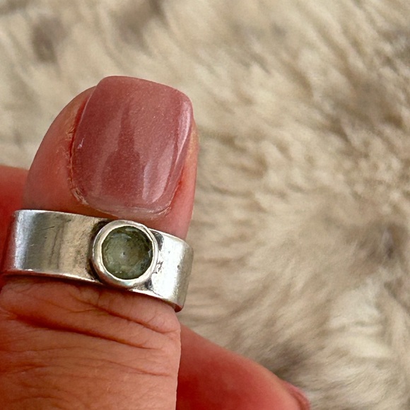 Sterling Silver Aquamarine Dot Gemstone Ring Band Ring Size 8 - Picture 7 of 7